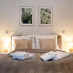 Apartman Comfortable Apartment, Year-round Pool
