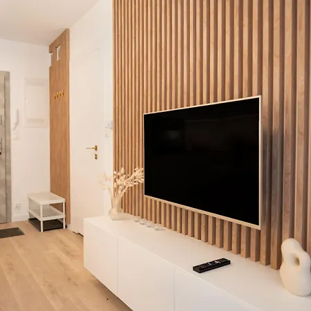 Comfortable Apartment, Year-round Pool *