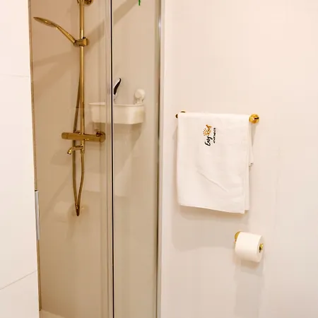 Апартаменты Comfortable Apartment, Year-round Pool Поберово